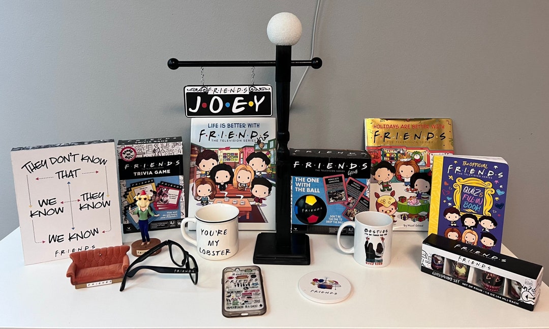 FRIENDS Themed Street Sign Lamp Post 21 Inch Centerpiece - Etsy