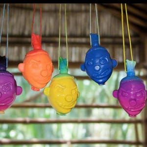 shrunken head rubber cabeza reducida
