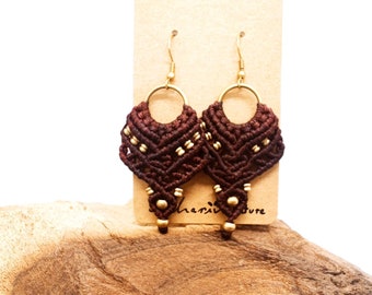 Beautiful macrame earrings, boho earrings with brass beads, handmade macramé earrings, filigree ethno macramé earrings