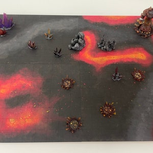 Mapa/terreno de Volcán de madera pintado a mano para juegos de rol y de mesa + miniaturas (Dnd, Dragones y Mazmorras, Pathfinder)