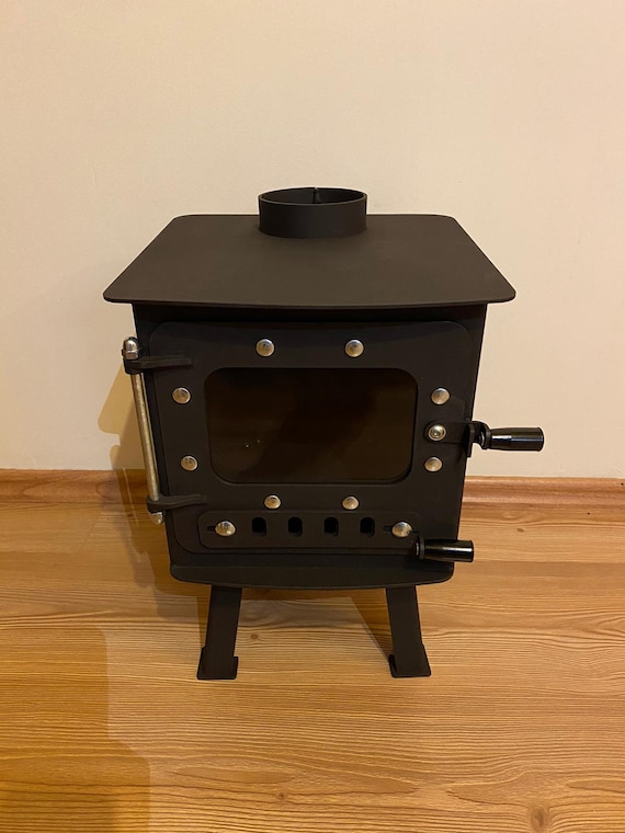 MyCamper - Le mini poêle à bois de TINY STOVE, fabriqué à