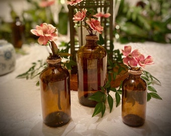 Decorative Bottles, Home Decor, Glass Bottles, Flower Vase