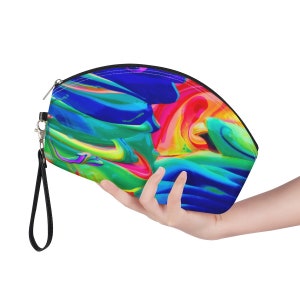 Bolsa de maquillaje hecha a mano con diseño de arcoíris y curvas: regalo personalizado para mujeres