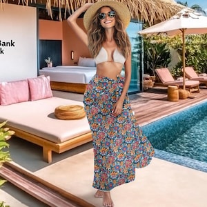 Elegant Beach Bikini Cover-Up: Stylish Swimwear Accessory for Poolside Lounging & Summer Vacations