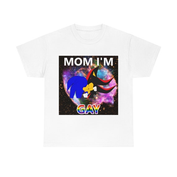 Sonic and Shadow Kissing I'M BISEXUAL T-shirt – ToonSplash