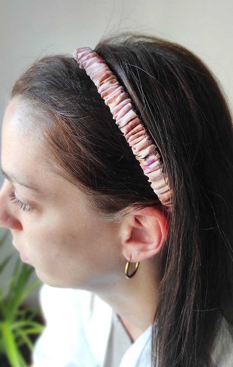 Supporto Per Fasce Capelli 2 Livelli Oro – Espositore Con Vassoio Portaoggetti In Legno Bianco
