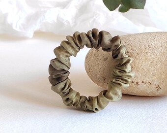 Green olive color thin scrunchie, Plant dyed silk scunchie, Botanically dyed silk scrunchy, Print hair tie for thick hair