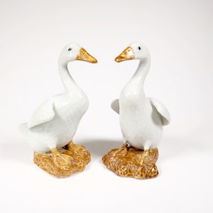 Pair Chinese Porcelain Ducks