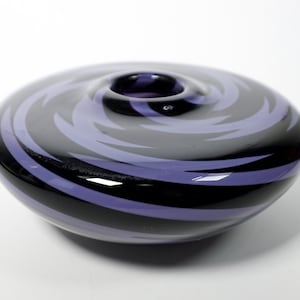 Vase Short Art Glass Swirl Purple - Signed by Artist