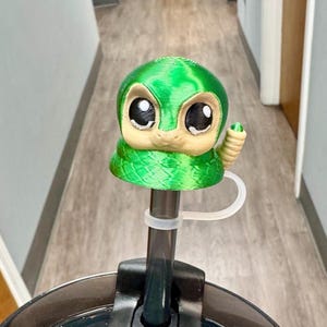 Shiny Green Snake full 3d straw topper