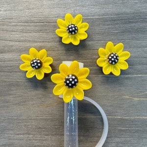 Yellow Flower Straw Cap Topper