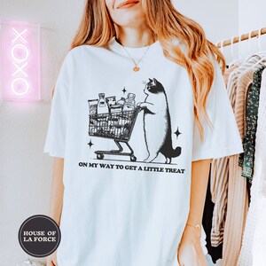 Little Treat Shirt, Self Care Shirt, Self Care Gift, I deserve at treat, Foodie T-shirt, Snacks Shirt, Self Love Shirt, Trendy Shirts, Y2K