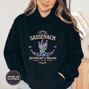 Sassenach Hooded Sweatshirt, Claire Fraser, Outlander Book Series Shirt, Jamie Fraser Shirt, Fraser Ridge Clan, Outlander Gift, Sassenach