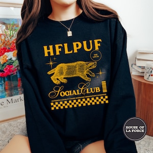 Badger House Sweatshirt, Badger, Wizard House Shirt, Wizard Sport, Wizard School House, Witchcore, Mystical, Theme Park Shirts, Bookish