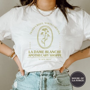 La Dame Blanche Shirt, Claire Fraser, Outlander Book Series Shirt, Jamie Fraser Shirt, Fraser Ridge Clan, Sassenach Fan Geschenk, Outlander Geschenk
