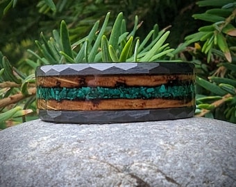 Burnt Whiskey Barrel and Malachite Wedding Ring, Malachite Ring, Men's Ring, Men's Wedding Band, Wedding Ring Men, Men's Wedding Ring Green