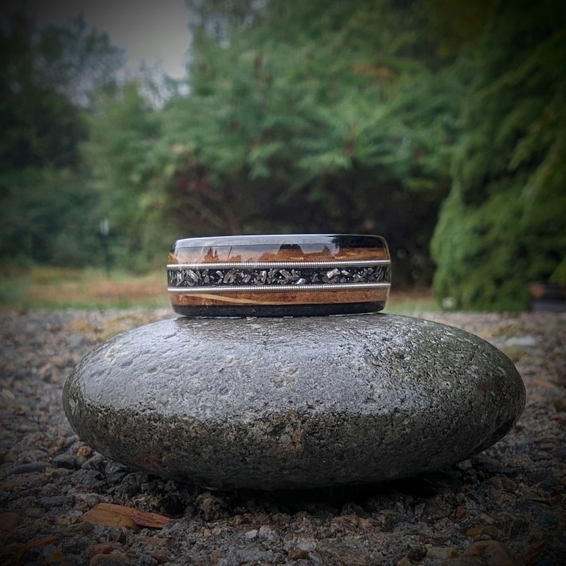 Men's Wedding Band