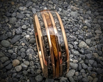 Meteorite Wedding Band with Burnt Whiskey Barrel, Rose Gold Men's Wedding Band, Whiskey barrel wedding band