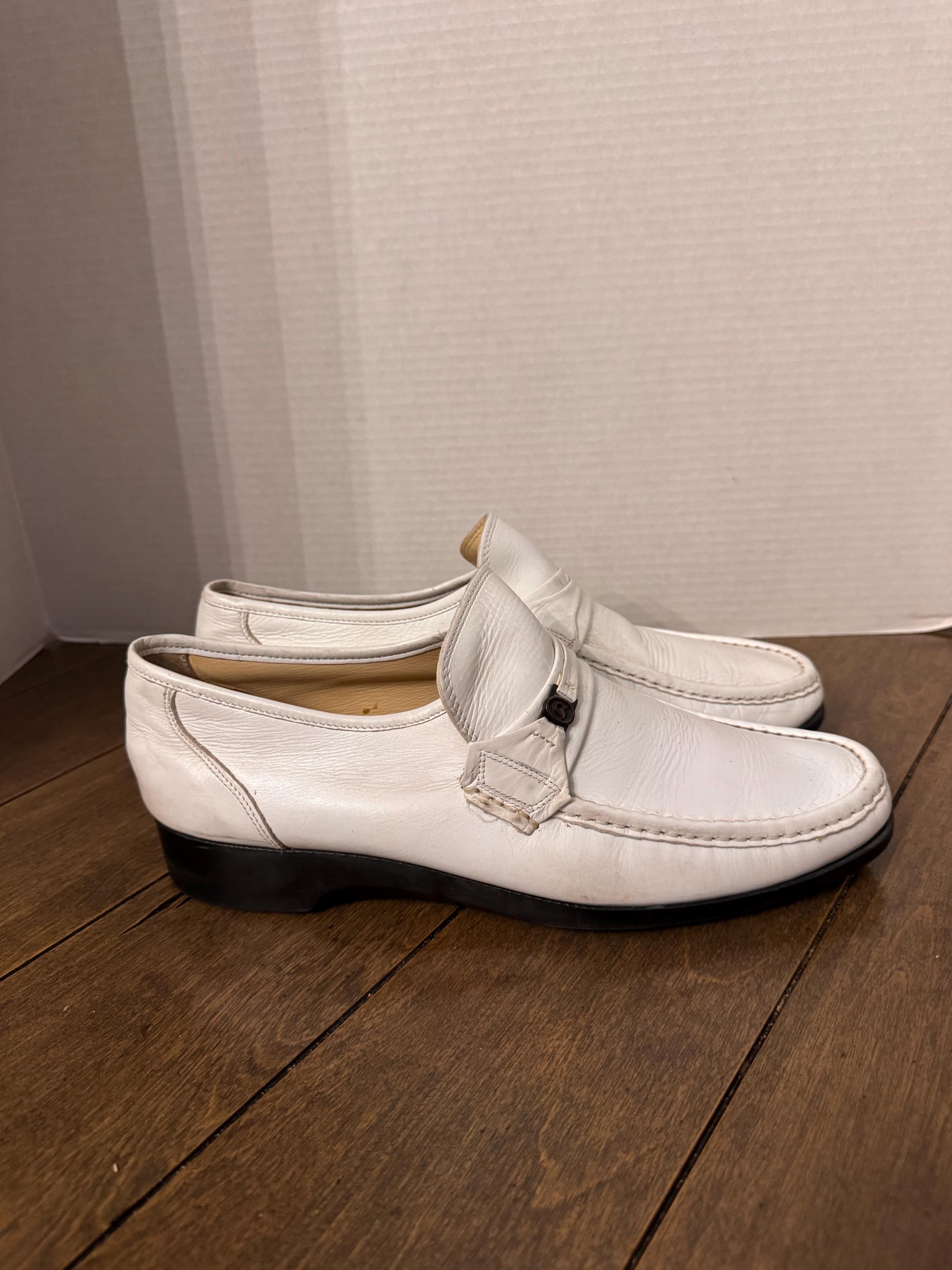 ヴィンテージのフランス製シュライナーの白いローファー - Etsy 日本