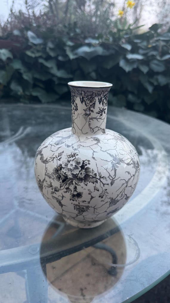 Antique Villeroy & Boch Vase | Old Mettlach Copperplate Engravings | Black and White Porcelain With Fine Graphics