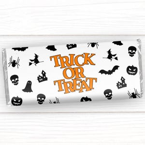 Halloween Candy Bar Wrapper, Chocolate Bar Wrapper, Goodie Bag Party Favors, Trick or Treat Handout, School Party Gift, Candy Treat Wrapper