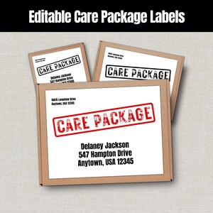 Peut inclure: Trois boîtes d'expédition rectangulaires en carton avec des étiquettes adhésives blanches portant le texte CARE PACKAGE en encre noire ou rouge. Les étiquettes incluent des détails d'adresse fictifs pour l'expéditeur et le destinataire.