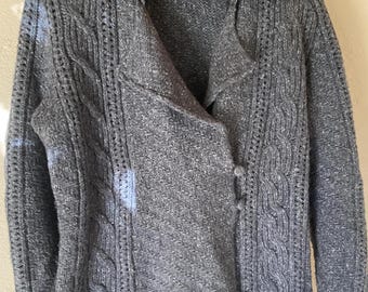 Royal Robbins Steel Blue Wool Blend Sweater, Yoke Collared Top Button Cardigan, Cozy Chunky Cable Knit, A Generous Size Small, Warm, Stylish