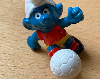 Giocatore di calcio Puffo, Giocatore di football, Peyo Schleich vintage, Topper per torta, Ornamento, Regalo di figurine per amante del calcio, Tifoso della Coppa del mondo, Giocattolo Gen X