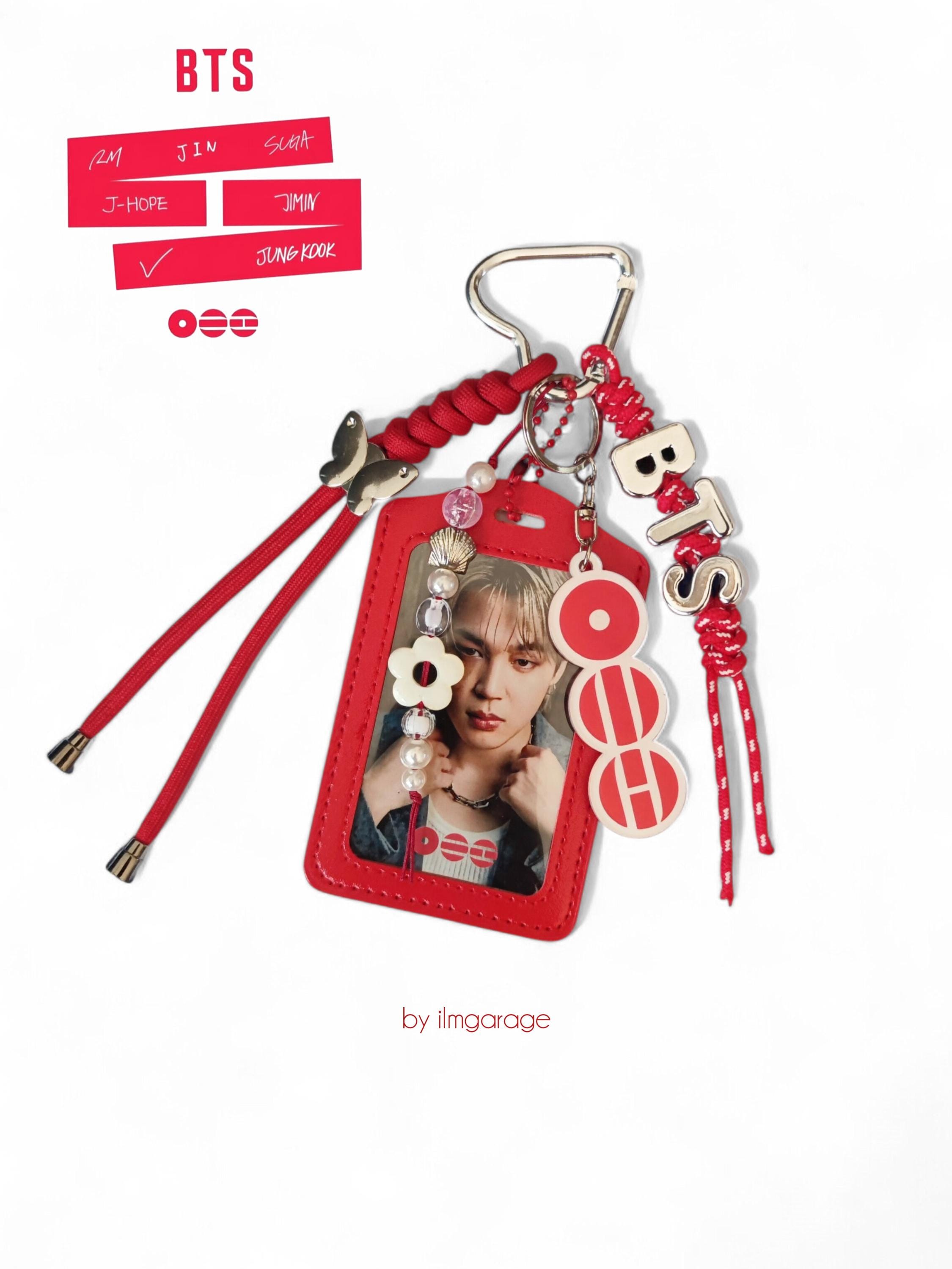 BTS ARIRANG カードホルダー レッド 未開封品 BTS Arirang Comeback Red Photocard Holder Keychain | Kpop Bag