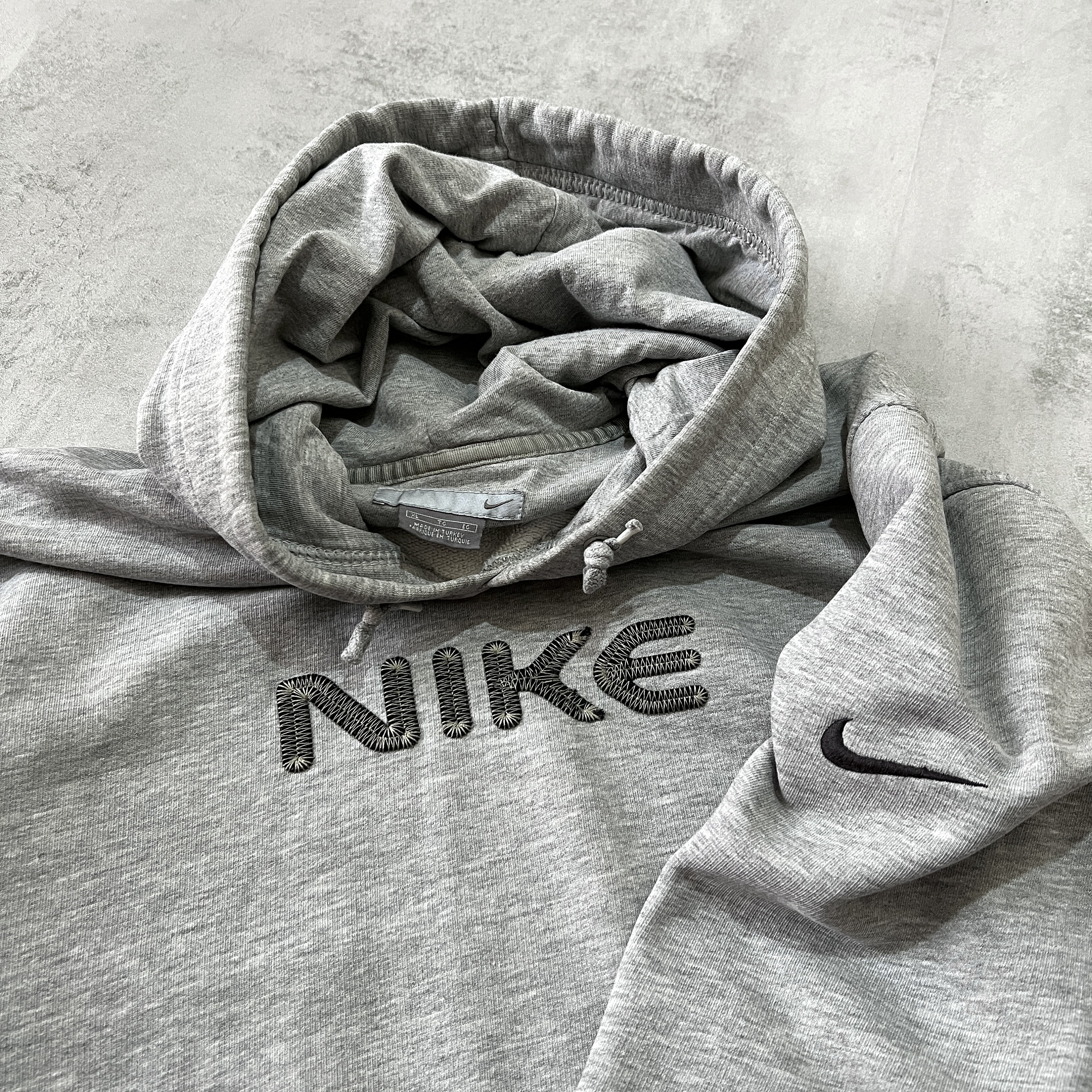 nike 00s embroidered sweatshirt