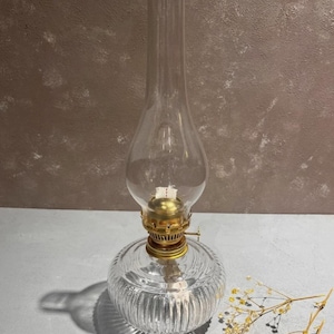 Lampe à huile au kérosène design vintage | Décoration d'intérieur rustique | Fait main | Respectueux de l'environnement | Parfait pour des nuits douillettes | Utilisation intérieure et extérieure