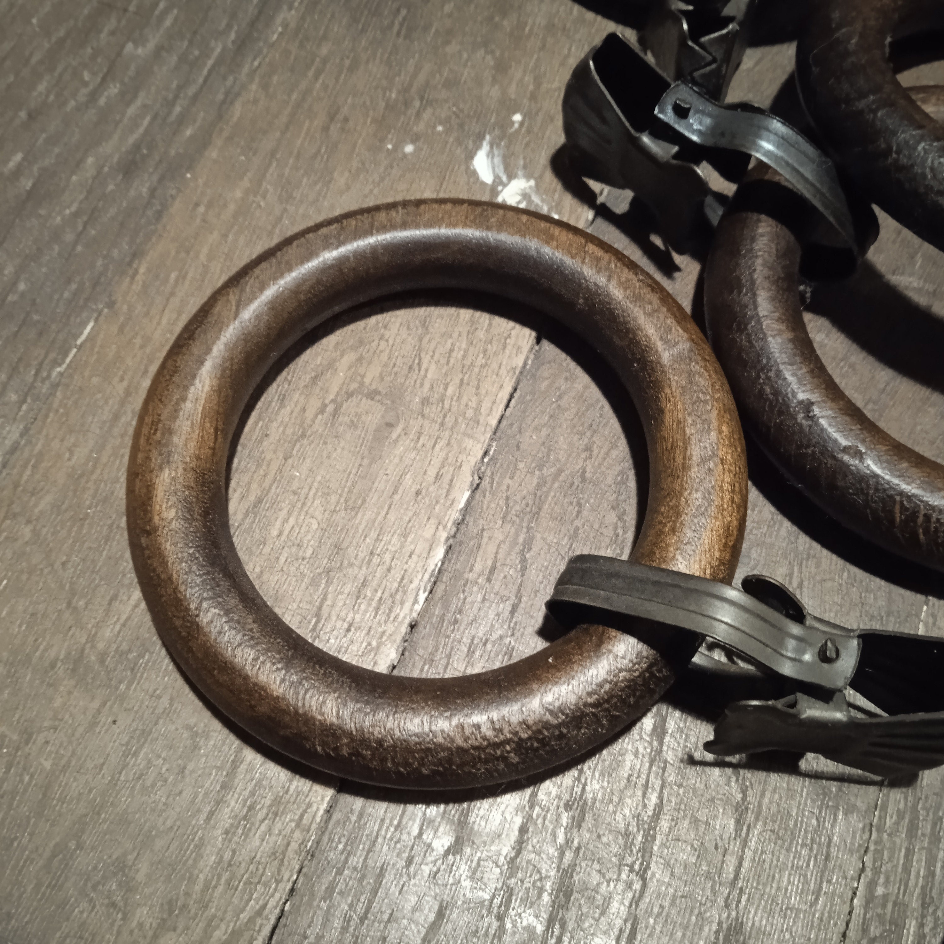 Lot de 6 anneaux en bois pour tringle à rideaux avec œillet à vis Marron moyen 45 mm