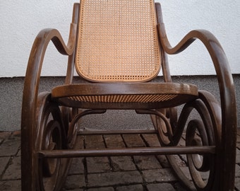 トーネット ベントウッド ロッキングチェア B-808：ヴィンテージ籐