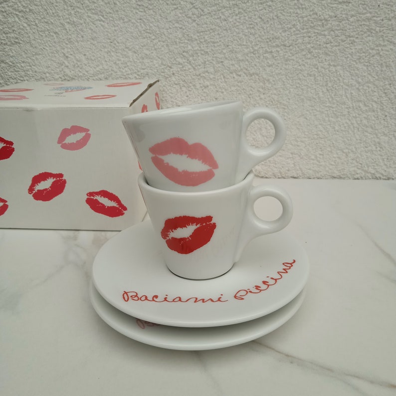 Rare Lavazza Limited Edition Kiss Me Lips Espresso Cups & Saucers Set