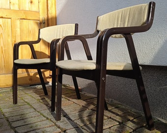 Moderne stapelbare houten fauteuils uit het midden van de eeuw, ideaal voor woonkamers, lounges, eetruimtes of kantoorruimtes