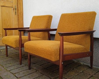 1 of 2 vintage mid century armchair in teddy fabric and solid beech wood, original Yugoslavian design lounge Armchair