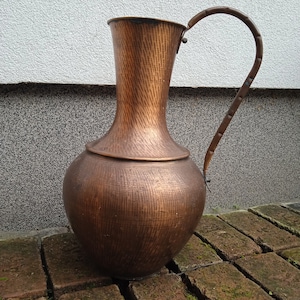 Vintage Large Copper Floor Vase – 1980s Handmade Statement Piece – Boho Farmhouse Decor – Tall Engraved Copper Pot with Patina
