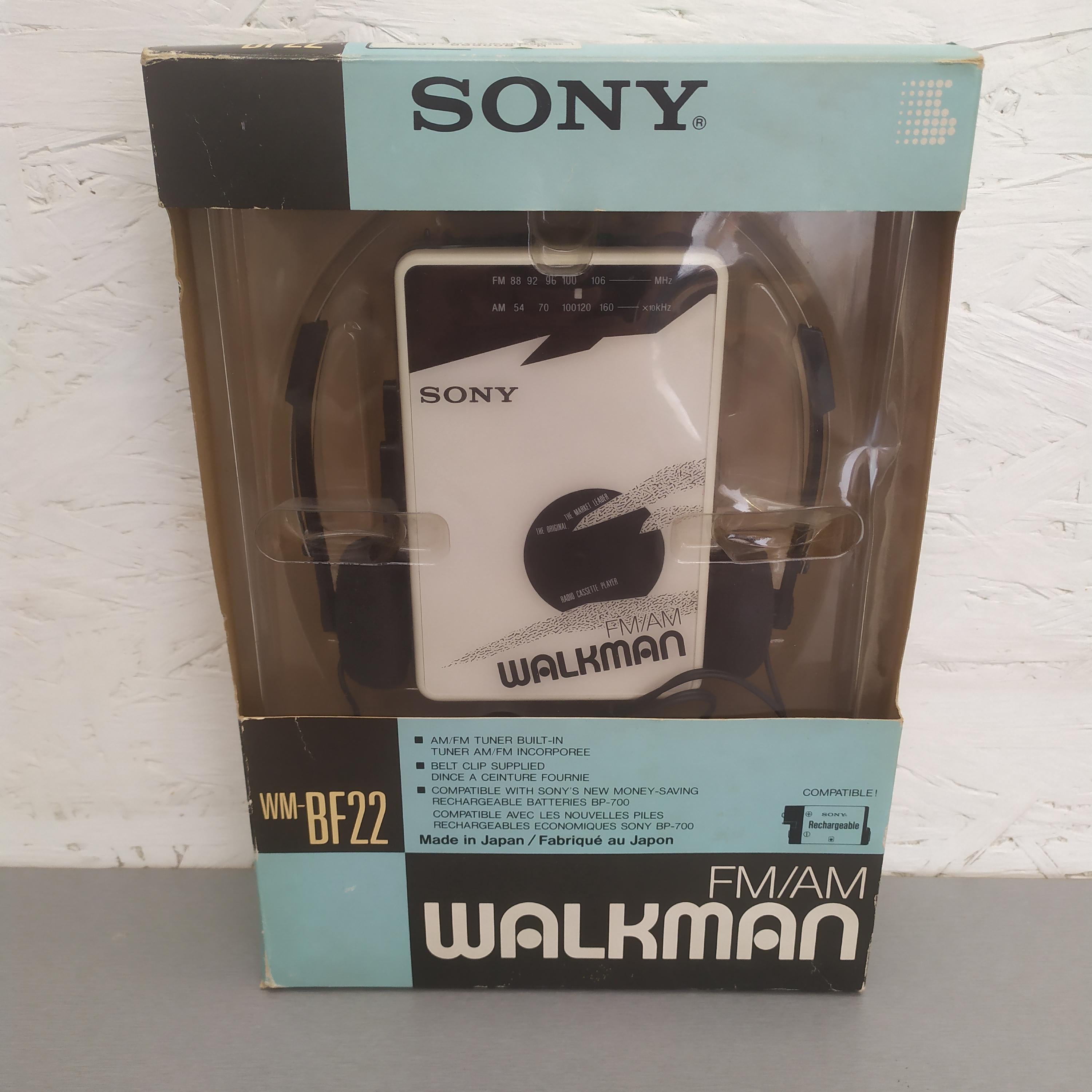 ビンテージ ソニー ウォークマン WM-BF22、箱とヘッドセット付き