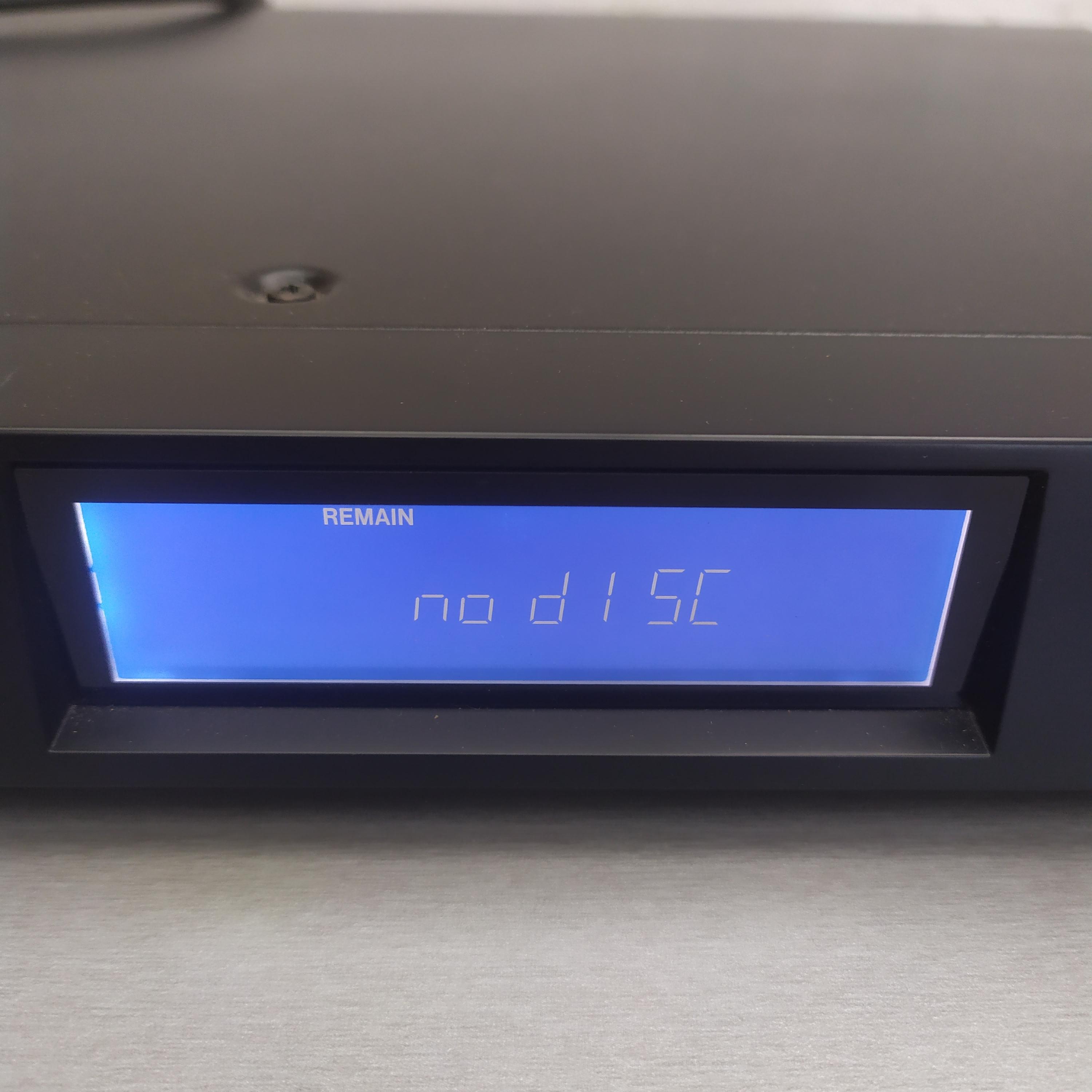 Tascam CD-01U ビンテージCDプレーヤー – 生産終了品、プロオーディオ