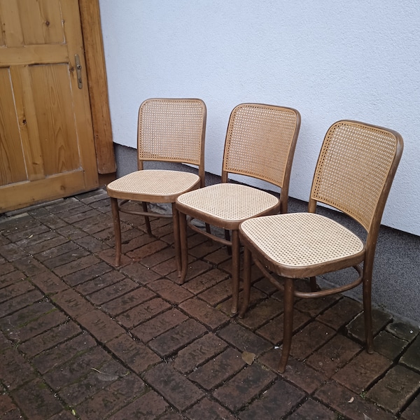 1 von 3 Thonet Esszimmerstühlen, Josef Hoffmann für Thonet, Bugholz Esszimmerstühle, Prager Stuhl, NEUER Rattanstuhl, Bistrorohrstühle