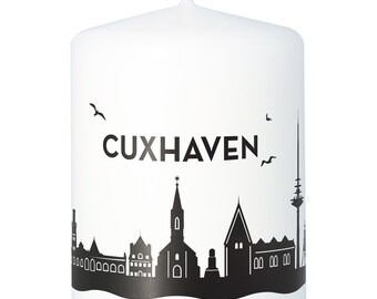 Stumpenkerze | Cuxhaven | Cuxhavener Skyline | Luftlinie | 8cm x 6cm | In Weiß