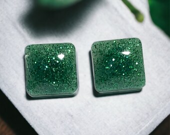 Green glitter resin 10mm square stud retro earrings