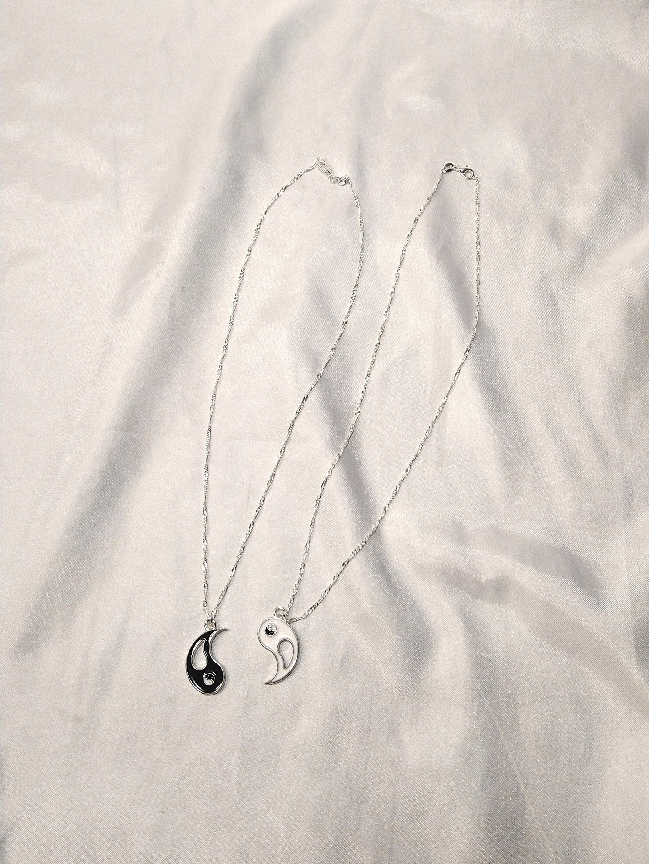 Yin yang shop necklace lovisa