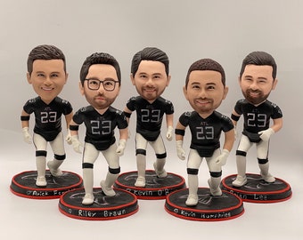 Personalized custom sportsman bobbleheads, custom 3D statues, personalized romantic bobblehead gifts for boss, anniversary gifts for him