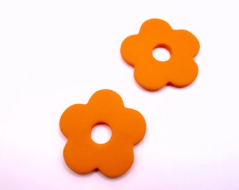 Pair of flowers for interchangeable hoop earrings, tassels of different colors, flower shape