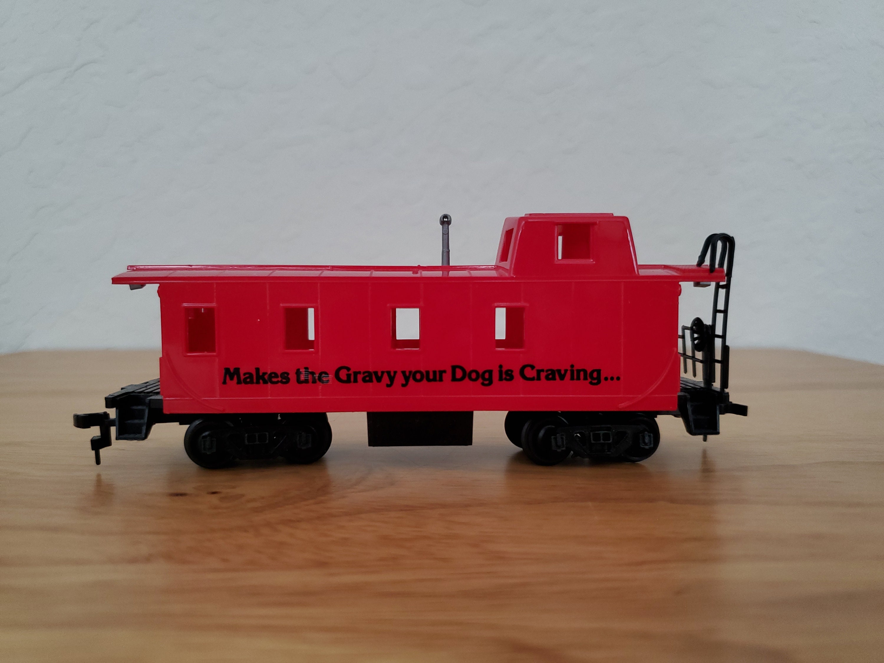 HO Scale Chessie Systems Grave Train Train Set Push & Pull Toys Toys