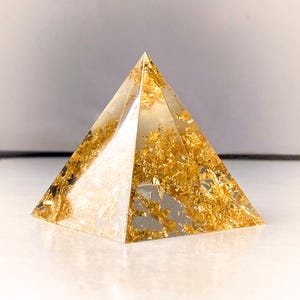 1. Pirâmide de Cristal Divina, Orgonite, Pirâmide de Luz, Pirâmide Dourada, Espiritualidade, Esoterismo, Triângulo Dourado, Folha de Ouro, Meditação