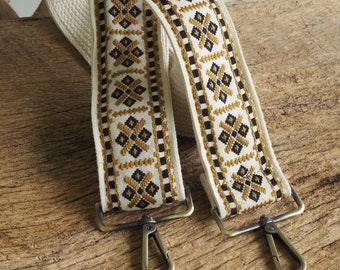 Vintage Pattern Crossbody Guitar Style Purse Bag Strap  - Gold / Tan