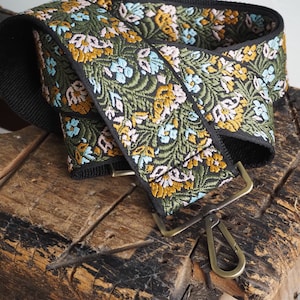 Cute Floral Woven Crossbody Purse Strap - Blue Yellow Green Black Antique Brass