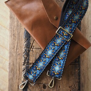 Guitar Strap Crossbody Purse Strap Vintage Style Replacement Bag Strap Floral Blue Design Retro Long Wide Cute Purse Strap